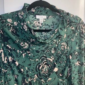 Flower pattern dress